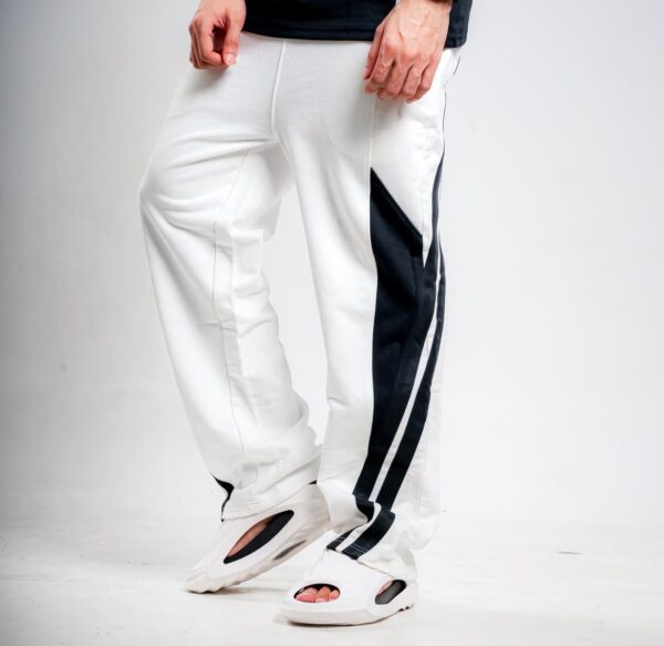 White Two Piping - Image 4